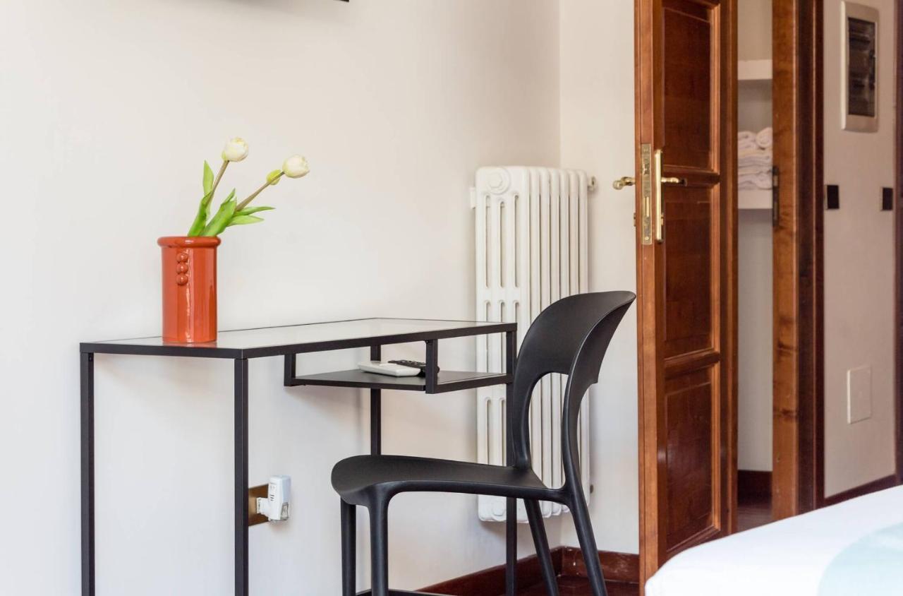 Prati Near Vatican 3*